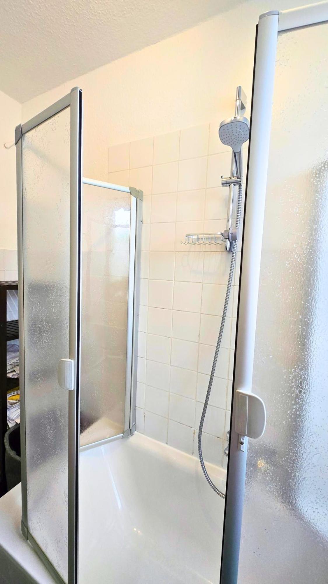 Appartement Beautiful Cozy 1-room Apartment, Near Rhine Düsseldorf